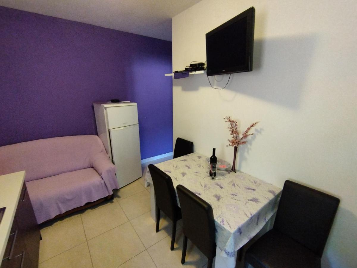 Apratman Uvala Duboka Kruscica Apartment Kruscica  ภายนอก รูปภาพ